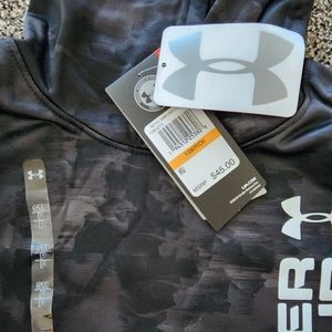Under Armour hoodie, YOUTH size small